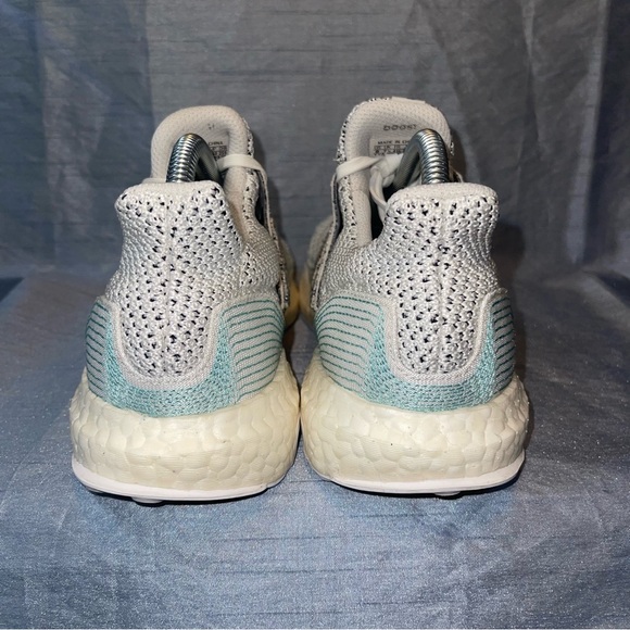 Men's Adidas Ultra Boost Clima Parley White Blue Size 8 BB7076 - Picture 4 of 8